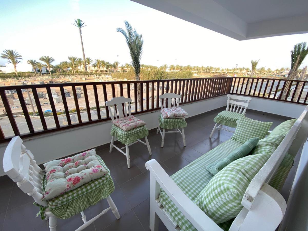 Almaza Bay Beach Town Chalet Марса Матрух Екстериор снимка